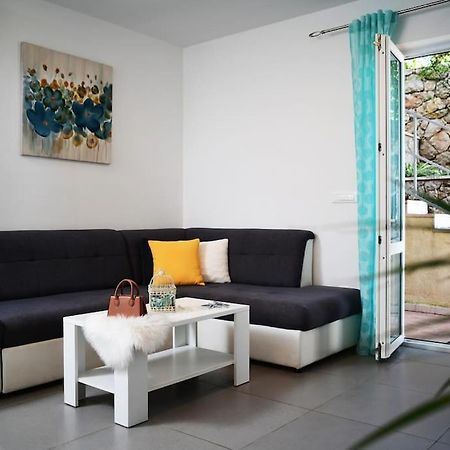 Wave N' Sea Apartment With A Private Pool Dubrovnik Eksteriør billede