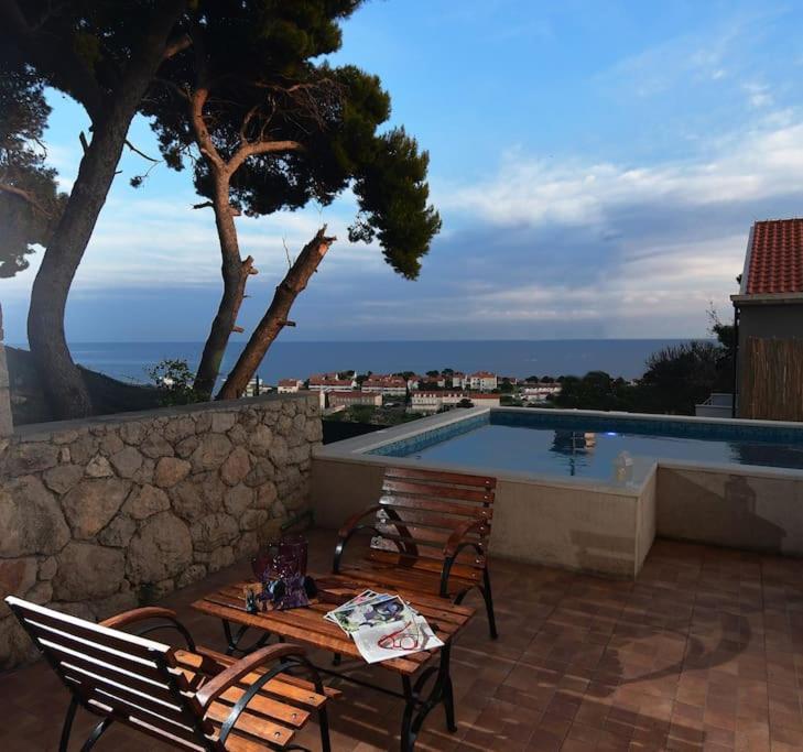 Wave N' Sea Apartment With A Private Pool Dubrovnik Eksteriør billede