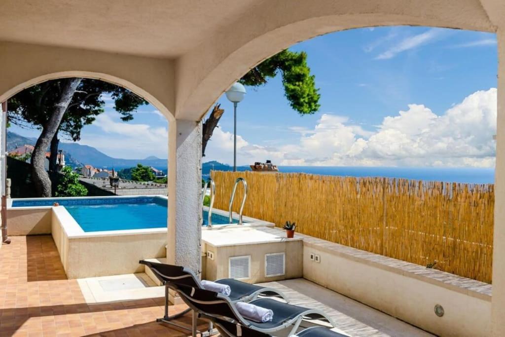 Wave N' Sea Apartment With A Private Pool Dubrovnik Eksteriør billede