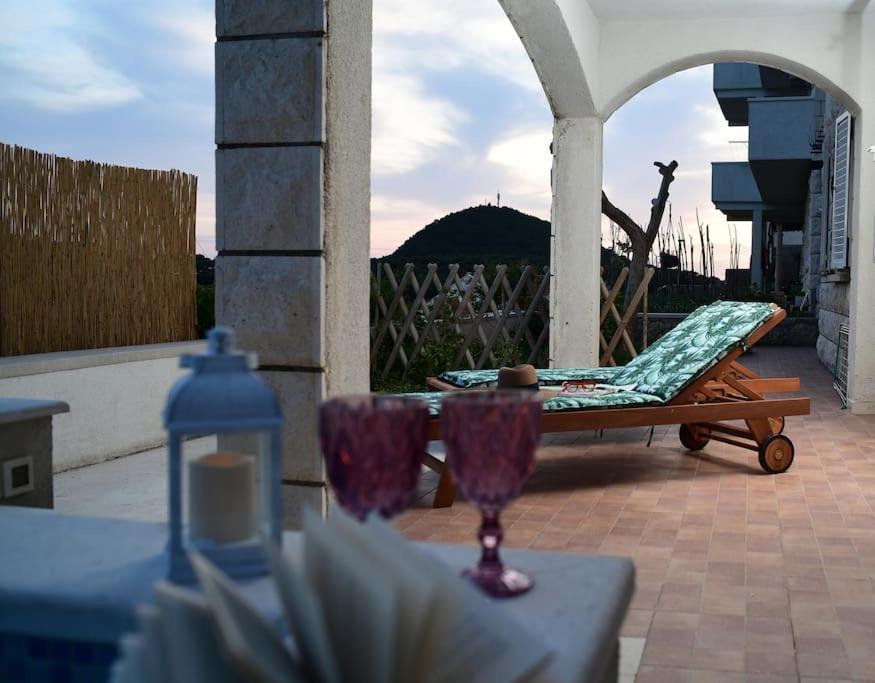 Wave N' Sea Apartment With A Private Pool Dubrovnik Eksteriør billede